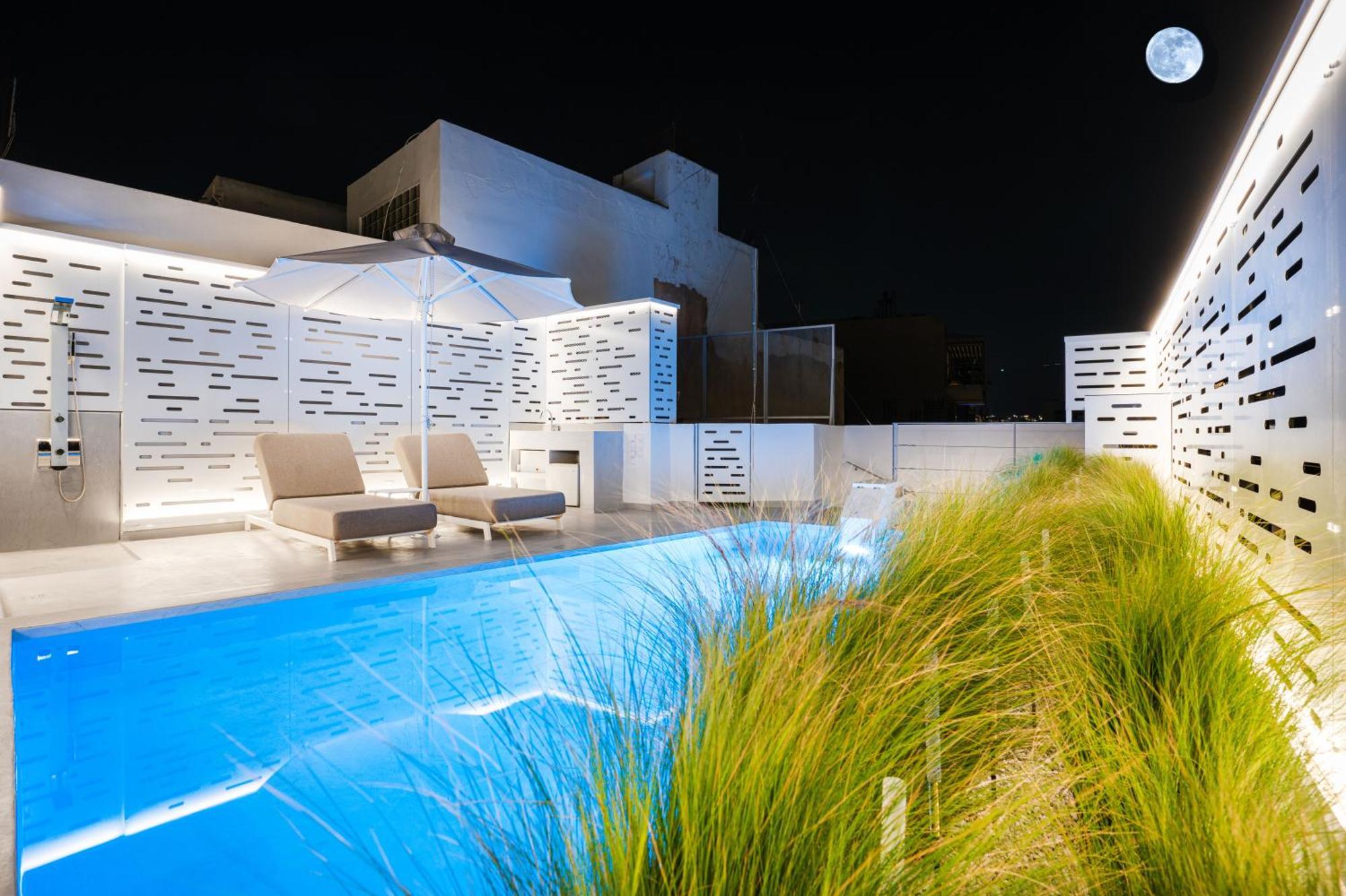 Ma Maison No5 Penthouse Loft, Private Heated Pool, Acropolis View, Ultra High Speed Internet 300 Mbps, Short Walk To Acropolis, Parking Upon Request, 1' From Metro Атина Екстериор снимка