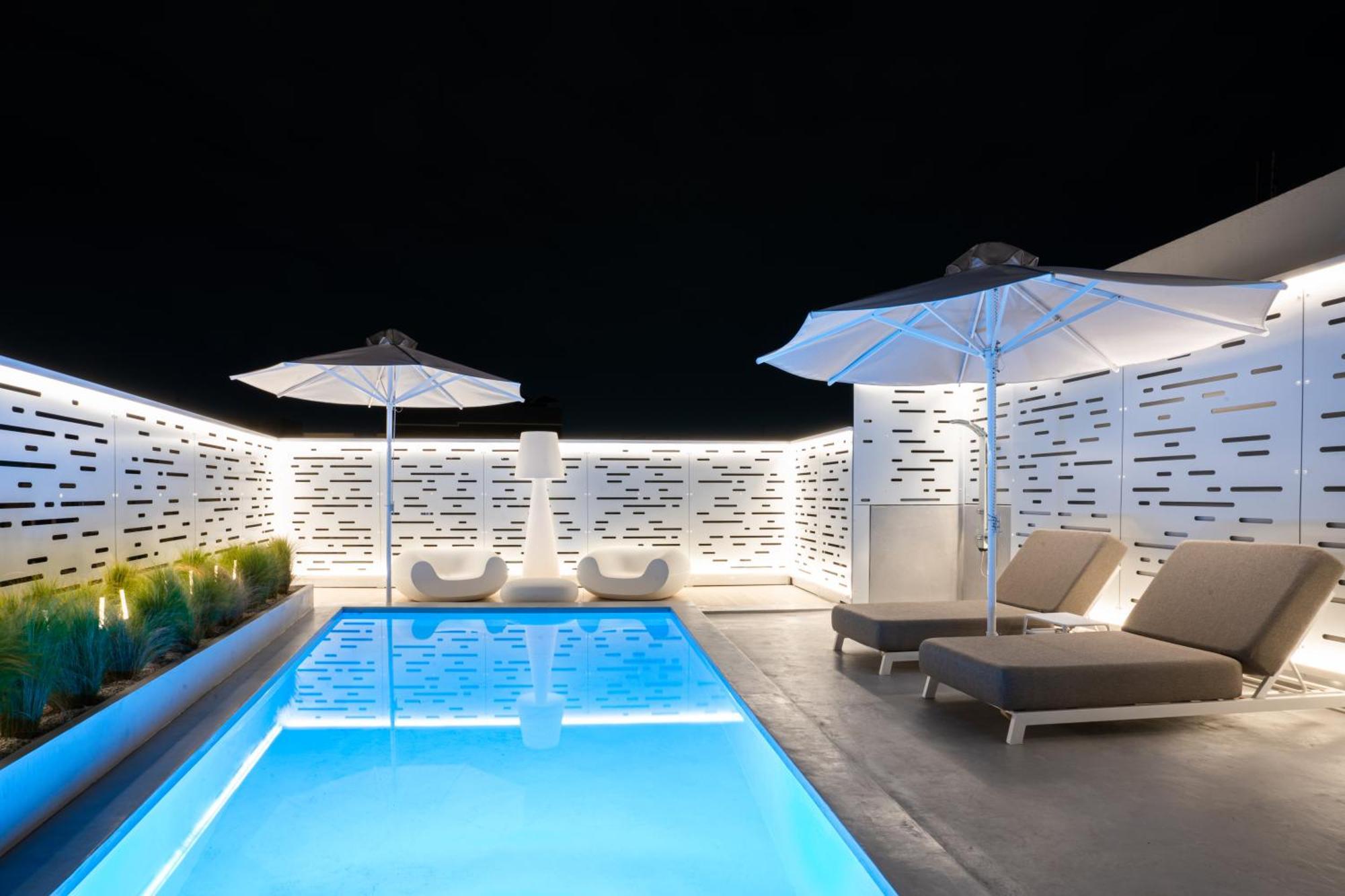 Ma Maison No5 Penthouse Loft, Private Heated Pool, Acropolis View, Ultra High Speed Internet 300 Mbps, Short Walk To Acropolis, Parking Upon Request, 1' From Metro Атина Екстериор снимка