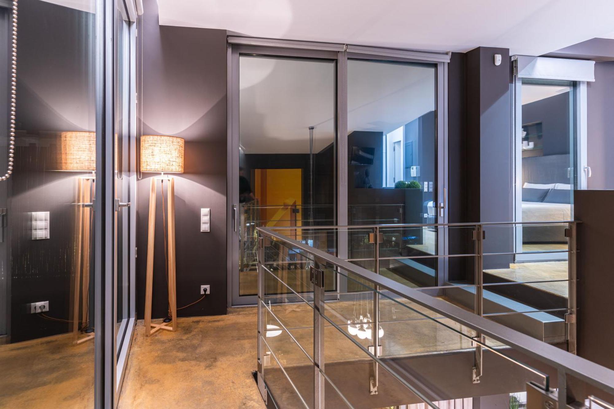 Ma Maison No5 Penthouse Loft, Private Heated Pool, Acropolis View, Ultra High Speed Internet 300 Mbps, Short Walk To Acropolis, Parking Upon Request, 1' From Metro Атина Екстериор снимка