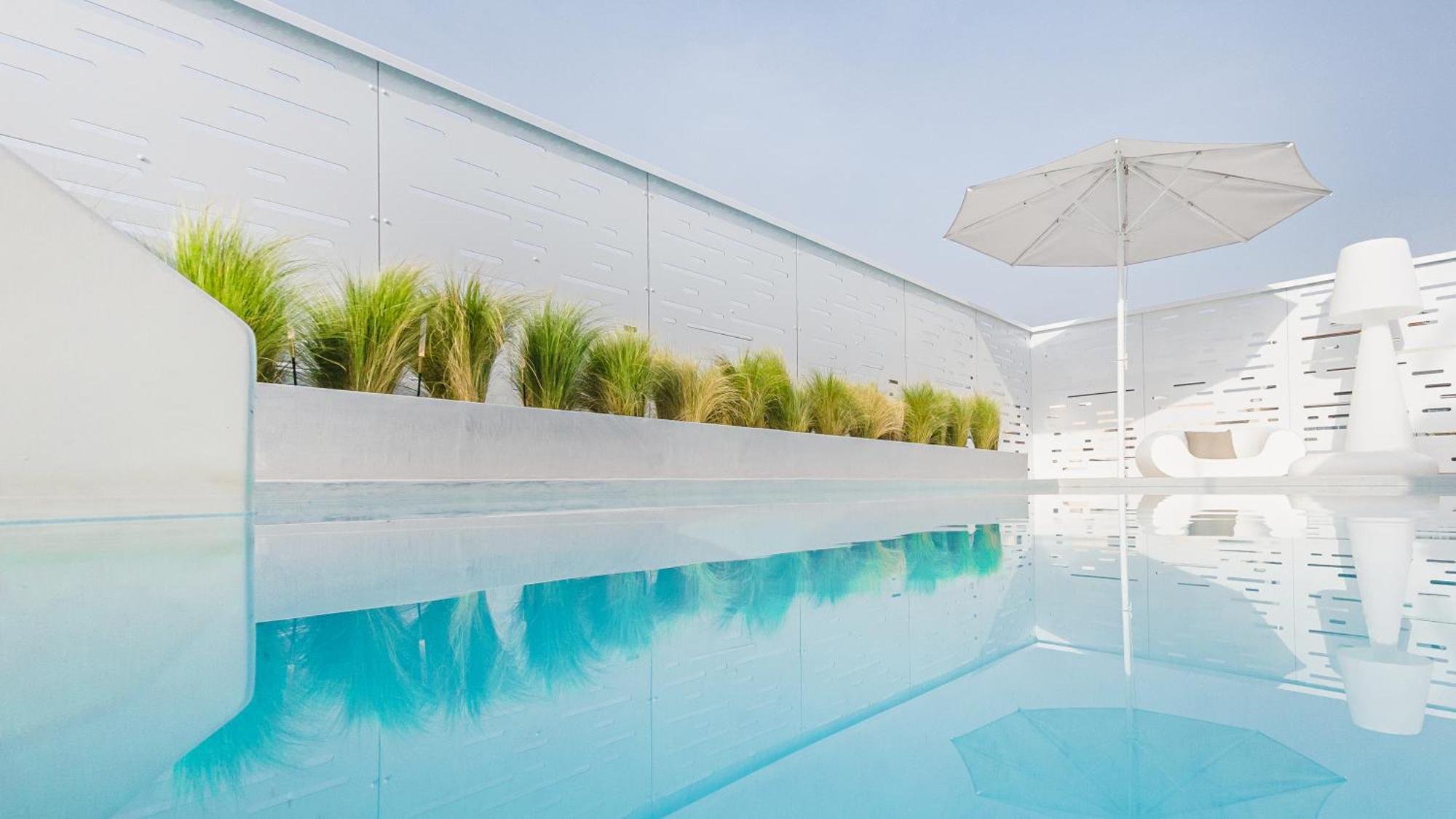 Ma Maison No5 Penthouse Loft, Private Heated Pool, Acropolis View, Ultra High Speed Internet 300 Mbps, Short Walk To Acropolis, Parking Upon Request, 1' From Metro Атина Екстериор снимка