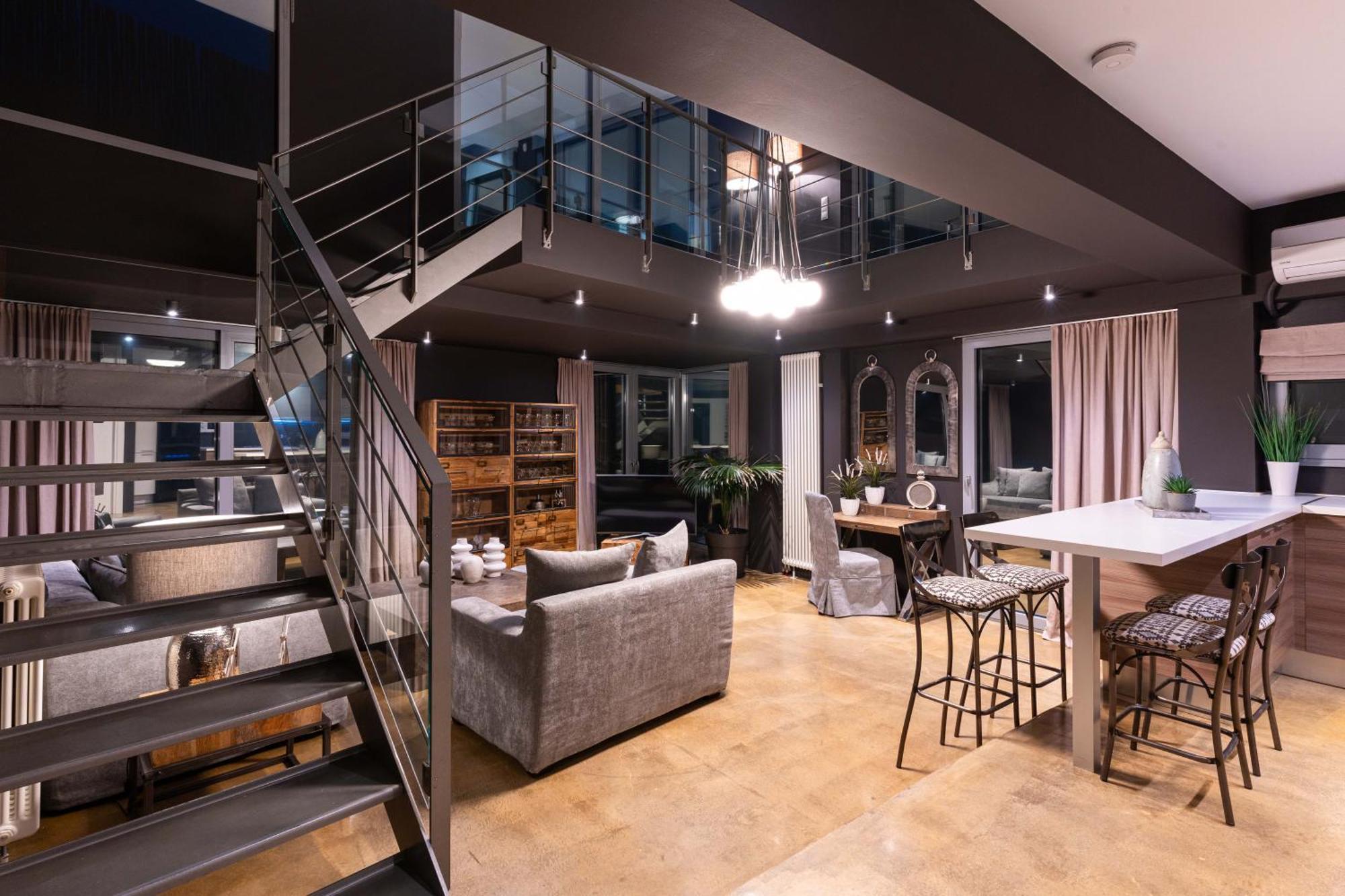 Ma Maison No5 Penthouse Loft, Private Heated Pool, Acropolis View, Ultra High Speed Internet 300 Mbps, Short Walk To Acropolis, Parking Upon Request, 1' From Metro Атина Екстериор снимка